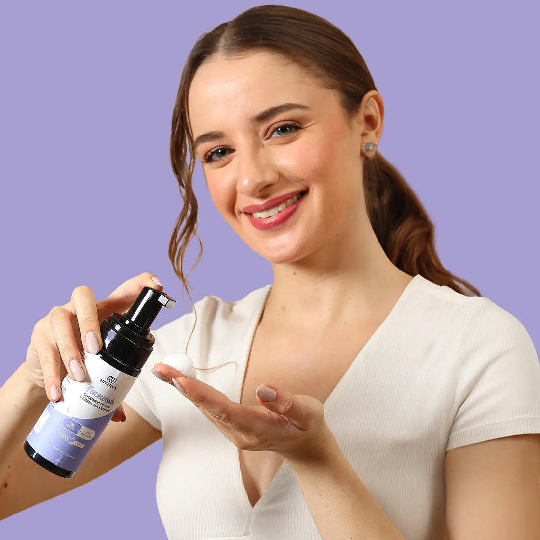 Nitarya 1% Salicylic Acid Face Wash | Cica For Oily Skin, Acne & Pimples | With 2% Niacinamide for Glowing Skin | Green Tea Extract | 150 ml